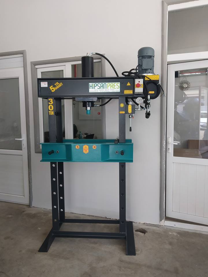 30 Ton Motorlu Kollu Hidrolik Pres